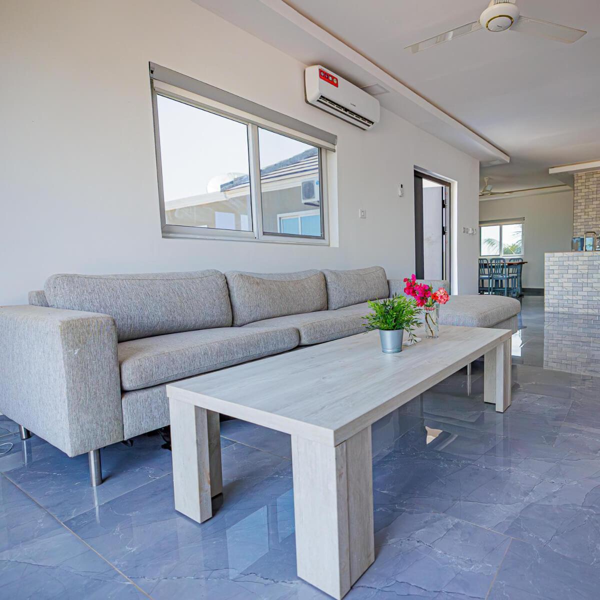 Ocean Villa Heights Brufut 외부 사진